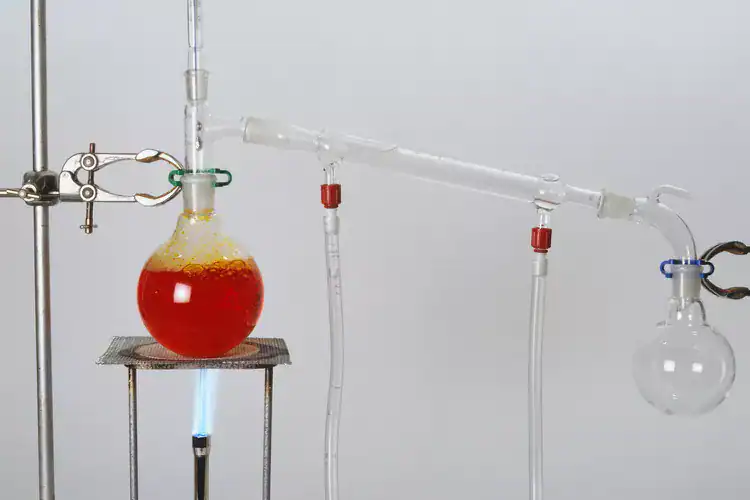 ทำไมถึงควรเลือกใช้ Rotary Evaporation แทนที่จะเป็น Classical Distillation ฉบับ 2026 3 % ทำไมถึงควรเลือกใช้ Rotary Evaporation แทนที่จะเป็น Classical Distillation ฉบับ 2026